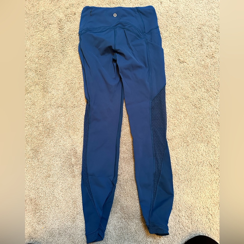 Lululemon Mesh Panel Compression Running Pants Si… - image 6